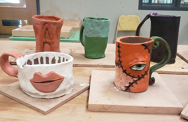 Quick and fun Phil mug pottery tutorial lesson — The Studio Manager